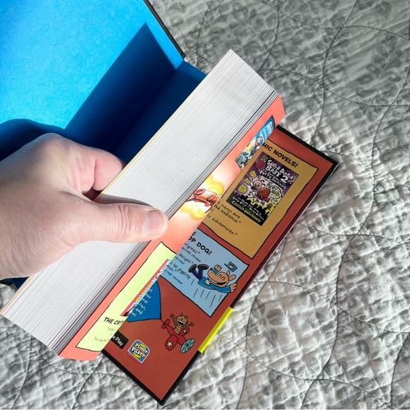 OS Bundle of 5 Dog Man Hardcover Books - Picture 13 of 16